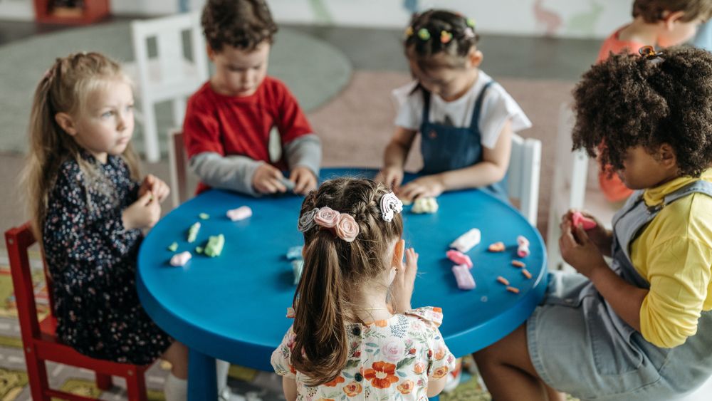 Attività gratuita per bambini dai 4 ai 10 anni in uno spazio di gioco ogni martedì in sala Lino Lana, fornace di Ponterotto